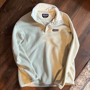 Patagonia Off-White Fleece Pullover